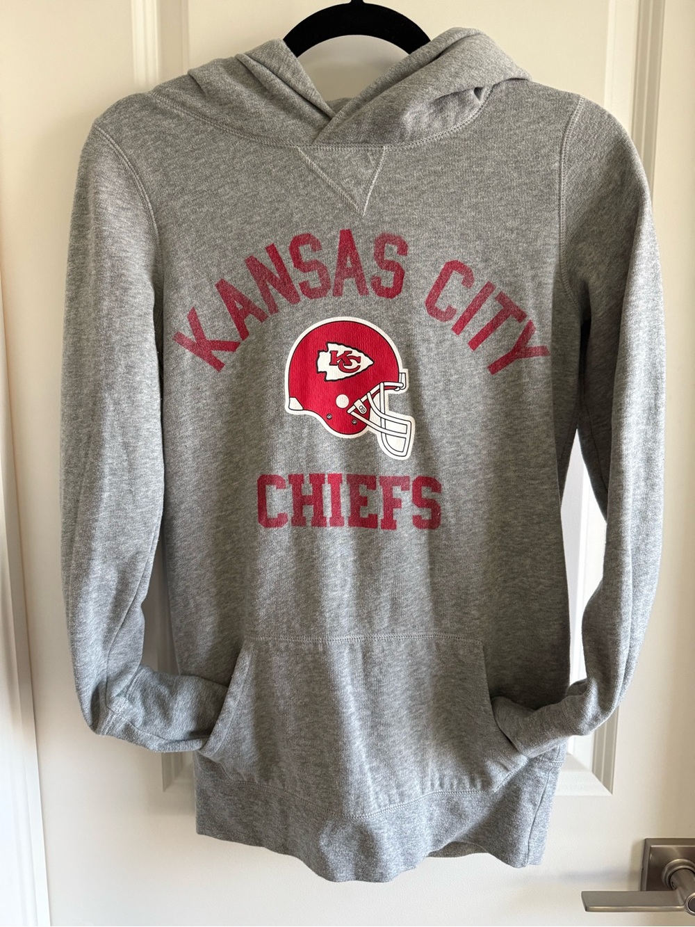 Vintage Victoria’s Secret Pink x NFL x 5th & Ocean Chiefs Hoodie (Taylor Swift)